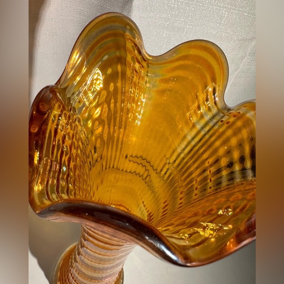 Vintage Imperial Carnival Glass Marigold Ripple Swung Vase - Picture 10 of 15